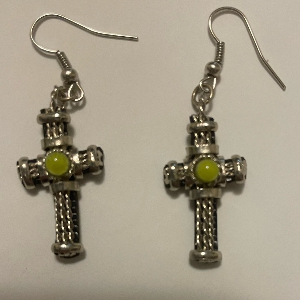 Silver cross earrings with green center stone, great condition